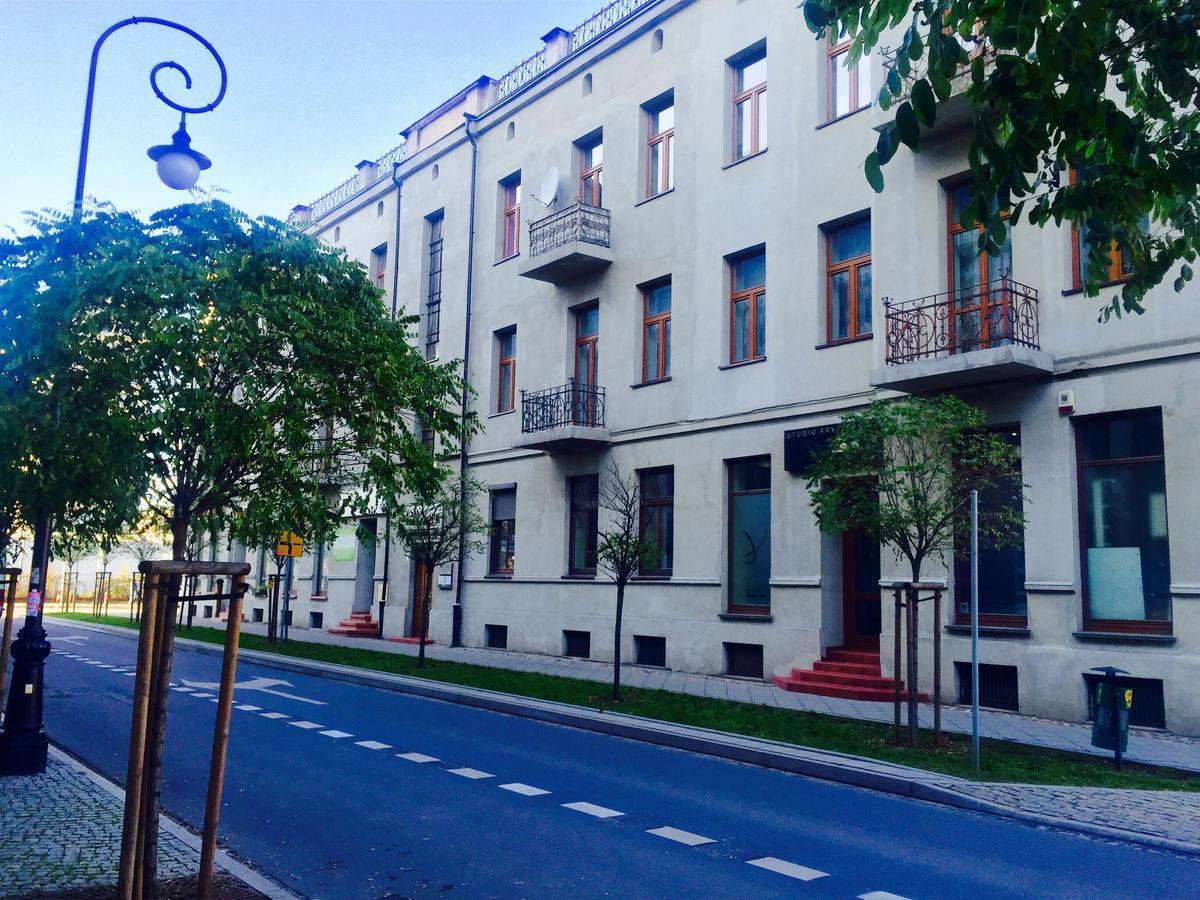 Stacja Centrum Częstochowa Exterior foto